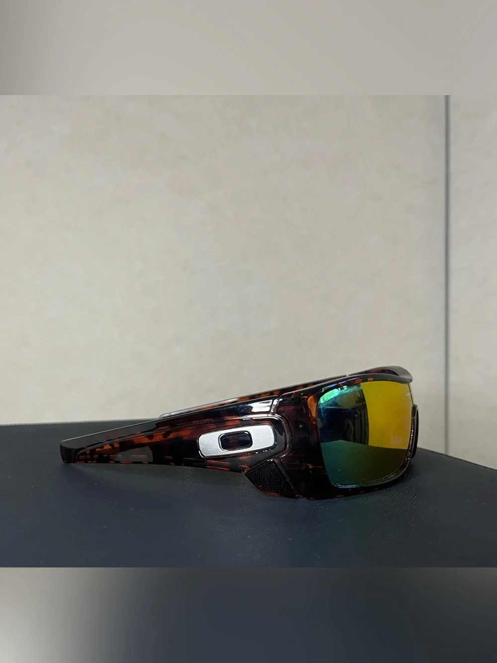 Oakley Fuel Cell Tortoise Sunglasses Fire Iridium Orange Mirror Lens - Picture 1 of 3